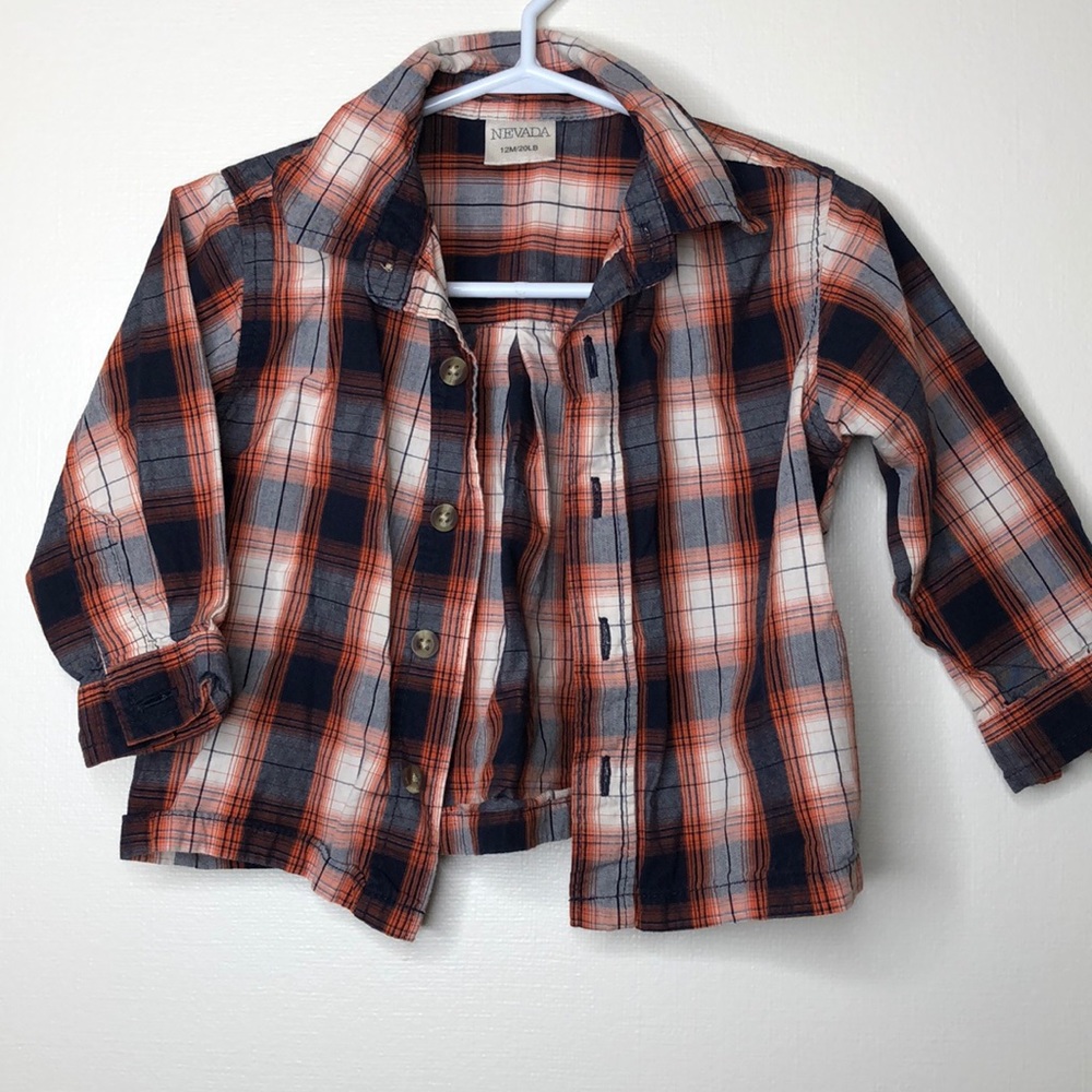 Button down shirt - Picture 1 of 2